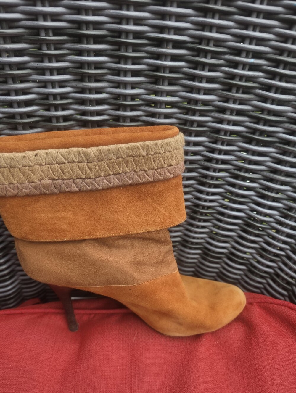 Plenty By Tracy Reese Piper Suede Folded Booties. Sz 39.5
